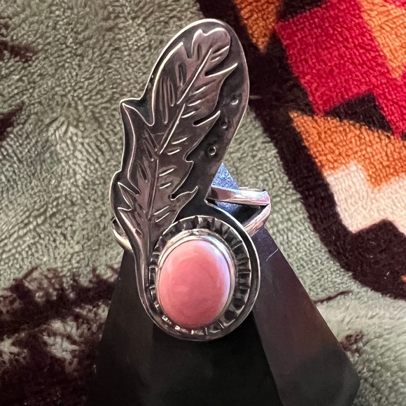 ❤️ Queen Pink Conch Feather Statement Ring 925 Sz 8.5 Southwest Native Influence - Picture 2 of 9